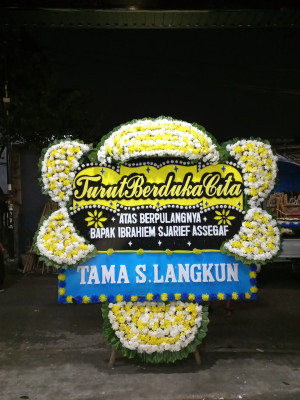 Papan Bunga Duka di Idanogawo