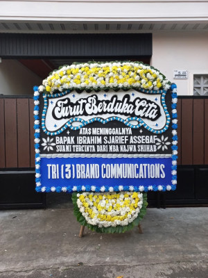 Papan Bunga Duka di Idanogawo